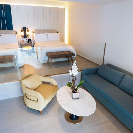 Hard Rock Hotel & Casino Punta Cana (Adults Only) المظهر الخارجي الصورة A room at the hotel