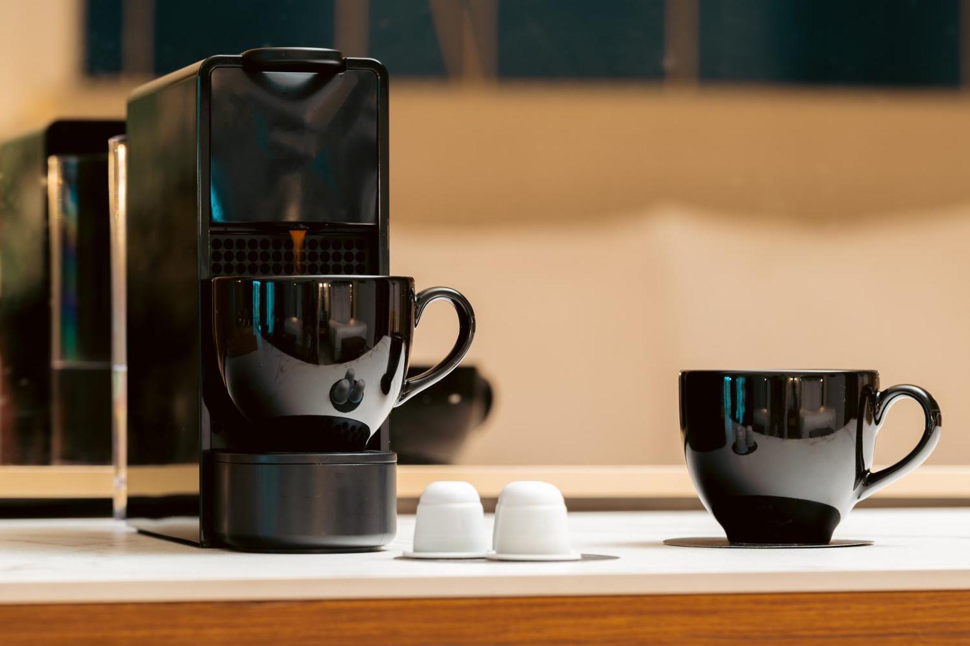 Hard Rock Hotel & Casino Punta Cana (Adults Only) المظهر الخارجي الصورة A single serve coffee machine
