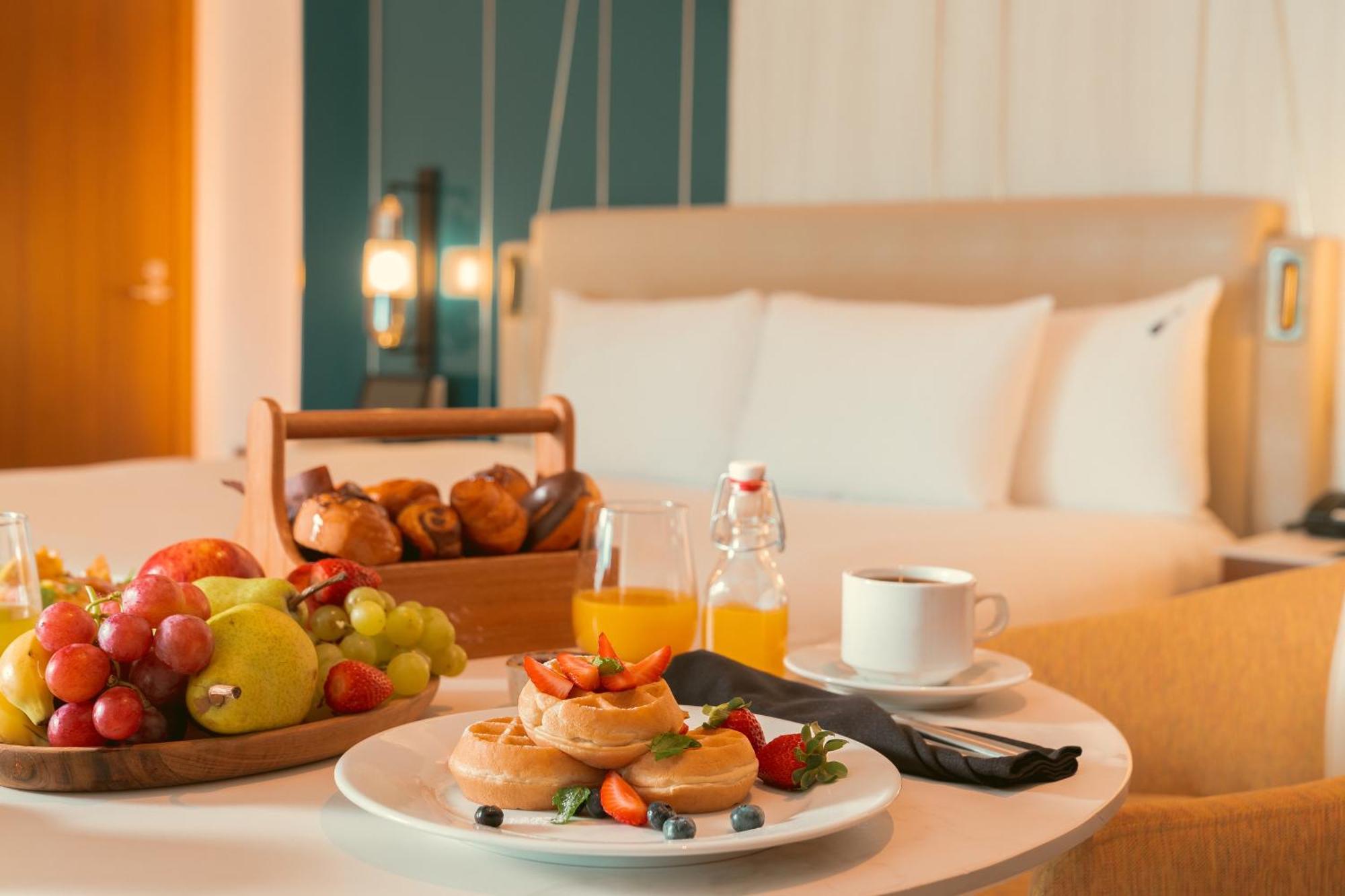 Hard Rock Hotel & Casino Punta Cana (Adults Only) المظهر الخارجي الصورة Room service