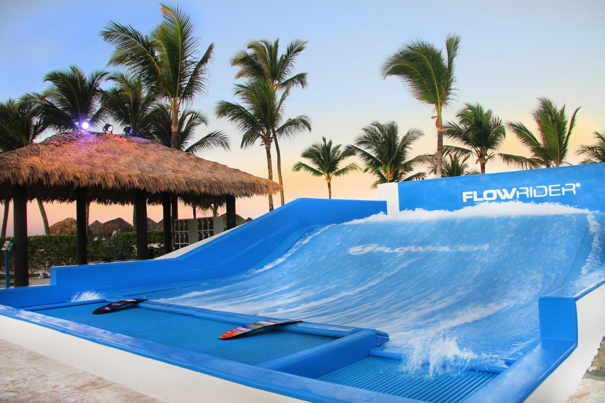 Hard Rock Hotel & Casino Punta Cana (Adults Only) المظهر الخارجي الصورة FlowRider